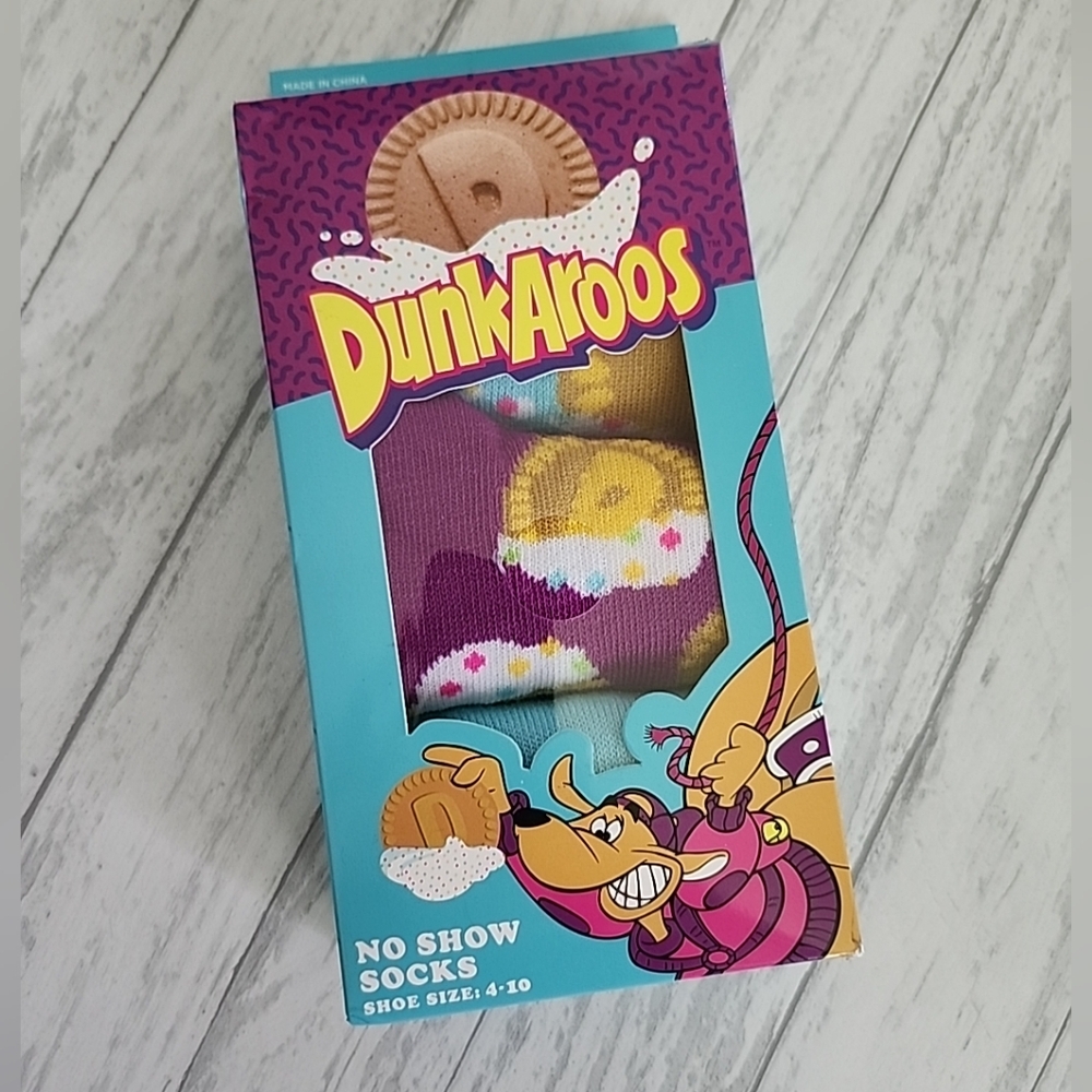 Dunkaroos No Show Socks Women's Size 4-10 NIB